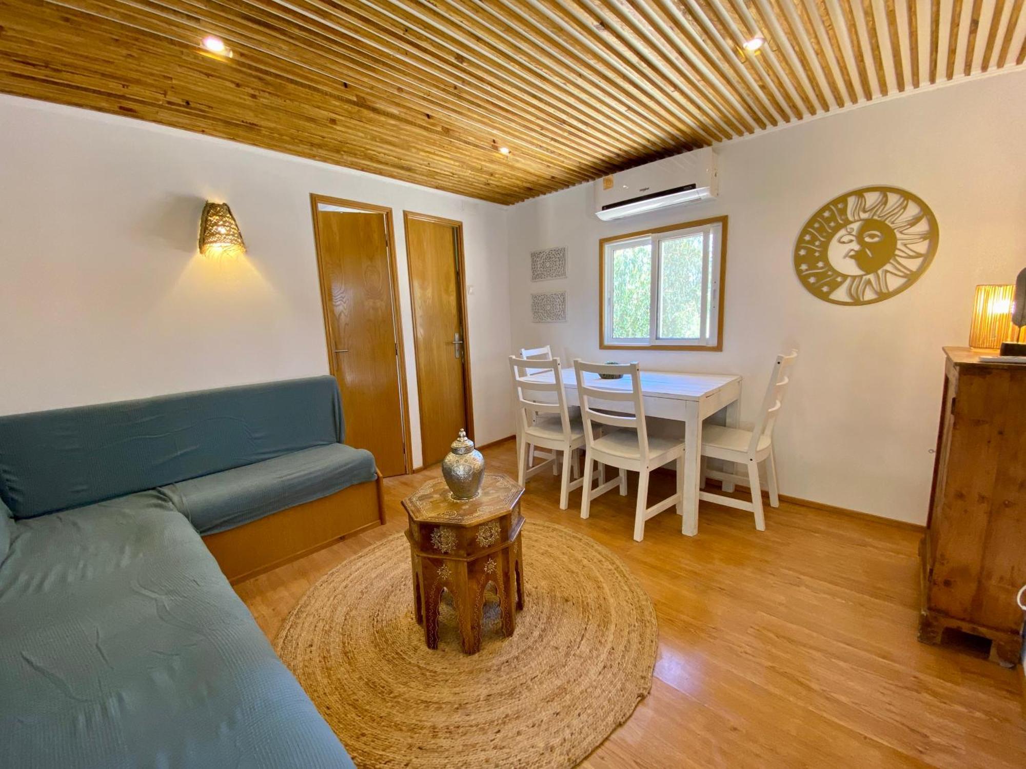 Hostal Montum Farm Living Melides Exterior foto
