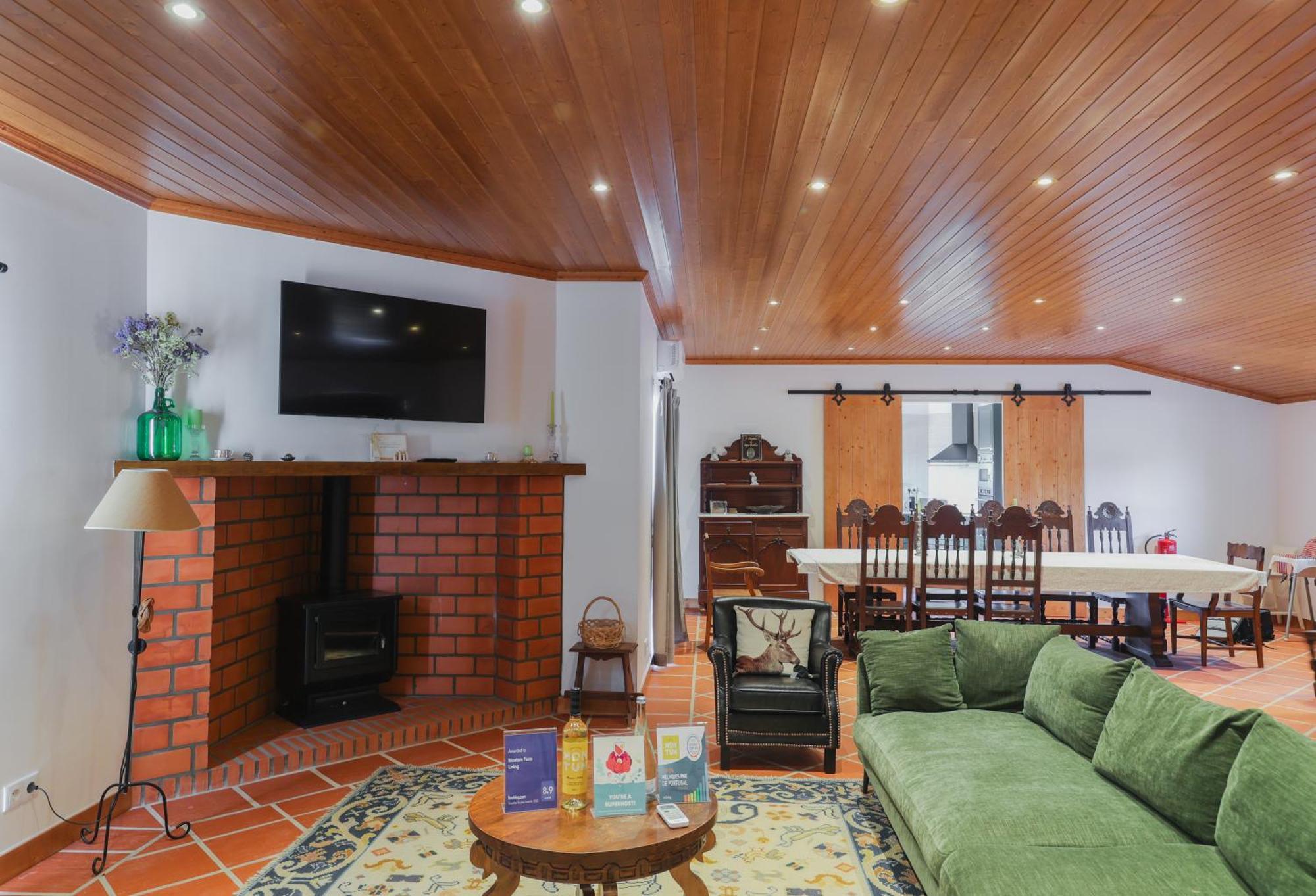 Hostal Montum Farm Living Melides Exterior foto